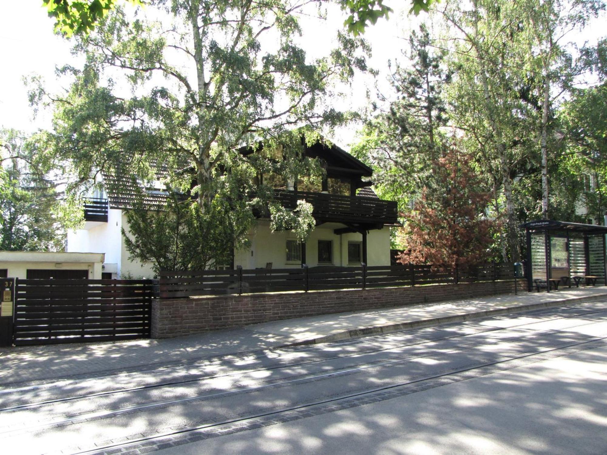 Apartment Hugo37 Am Bergpark Кассель Екстер'єр фото
